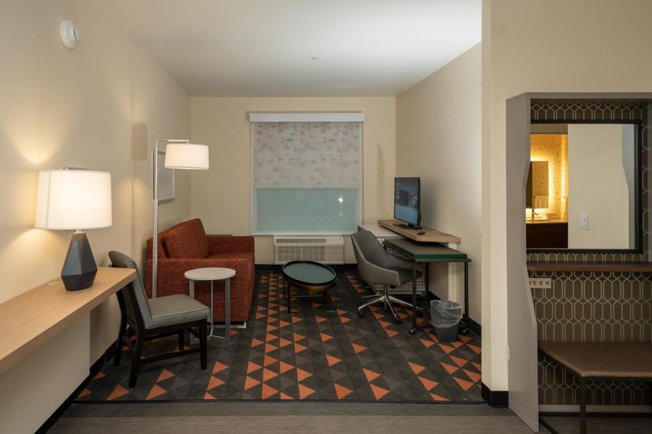 Holiday Inn - Nw Houston Beltway 8 By Ihg Louetta Exterior foto